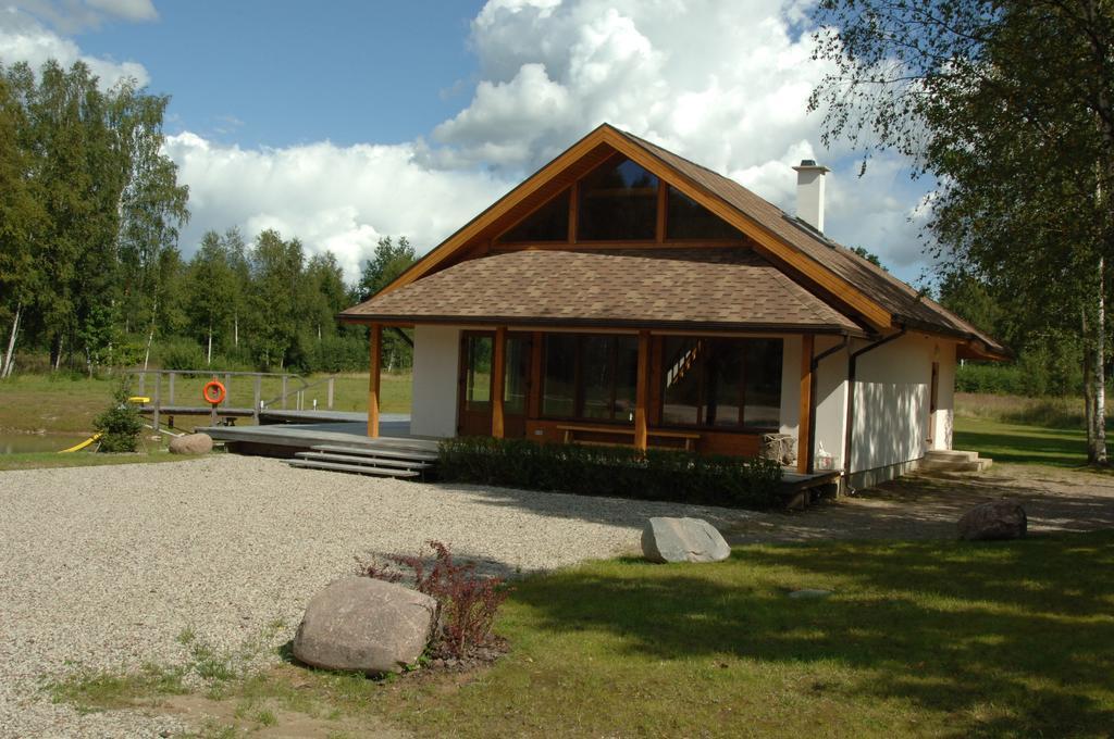 Viesu Nams Mezvidi Hotel Talsi Exterior foto