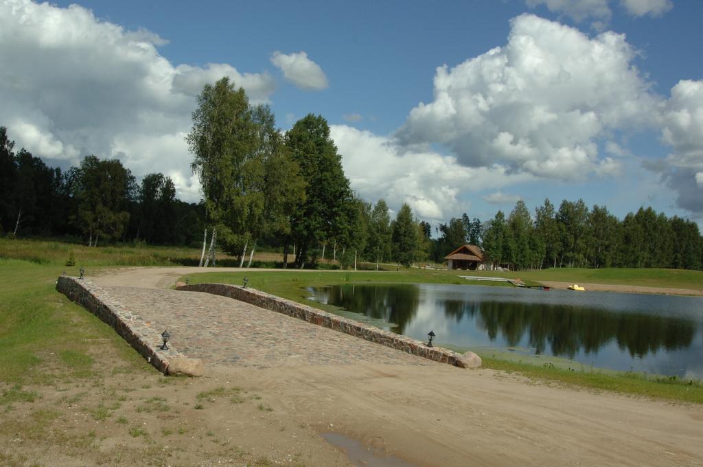 Viesu Nams Mezvidi Hotel Talsi Exterior foto